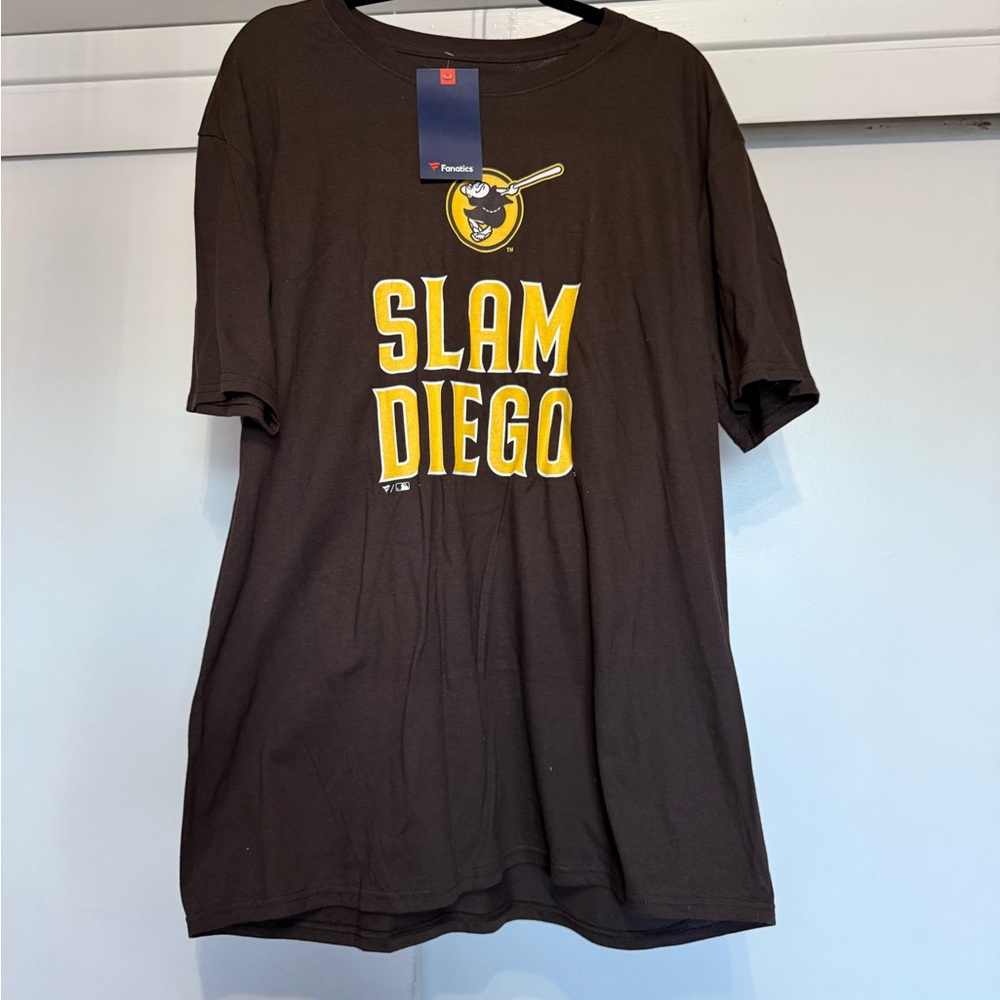 Fanatics Men's Black and Yellow Slam Diego PADRES Tee XL. NWT